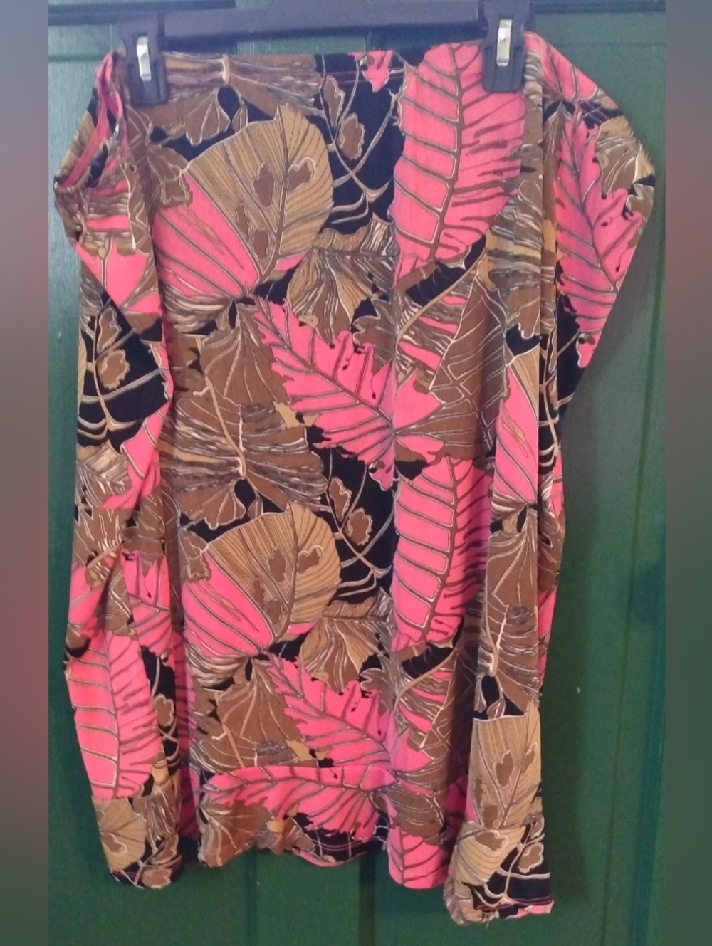 Jaclyn Smith Coral and Brown Tropical Leaf Skirt